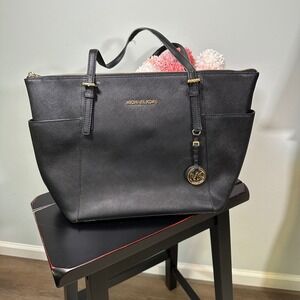 MICHAEL KORS Black Jet Set Travel Saffiano Leather Tote‎ Purse Handbag flawed